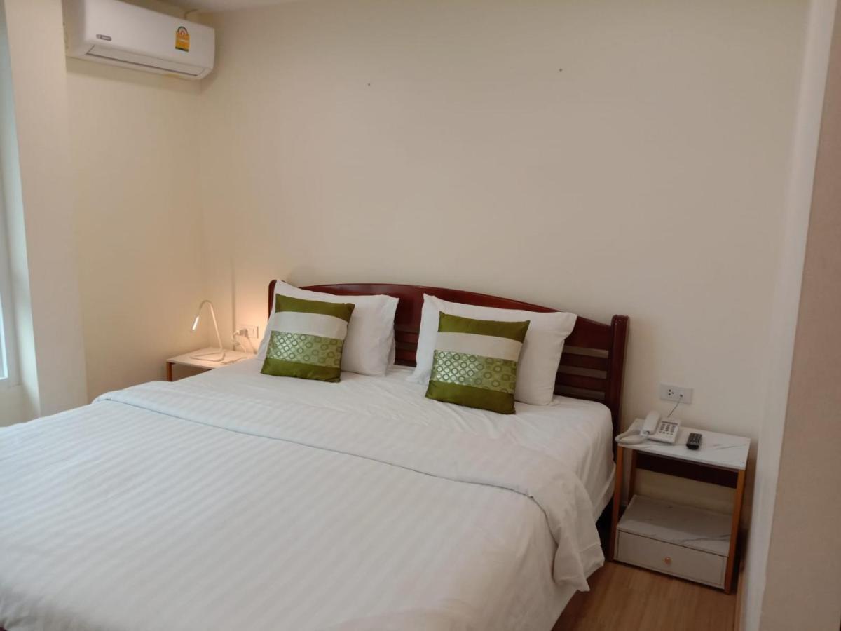 V Check inn Sukhumvit 22 Bangkok Eksteriør bilde