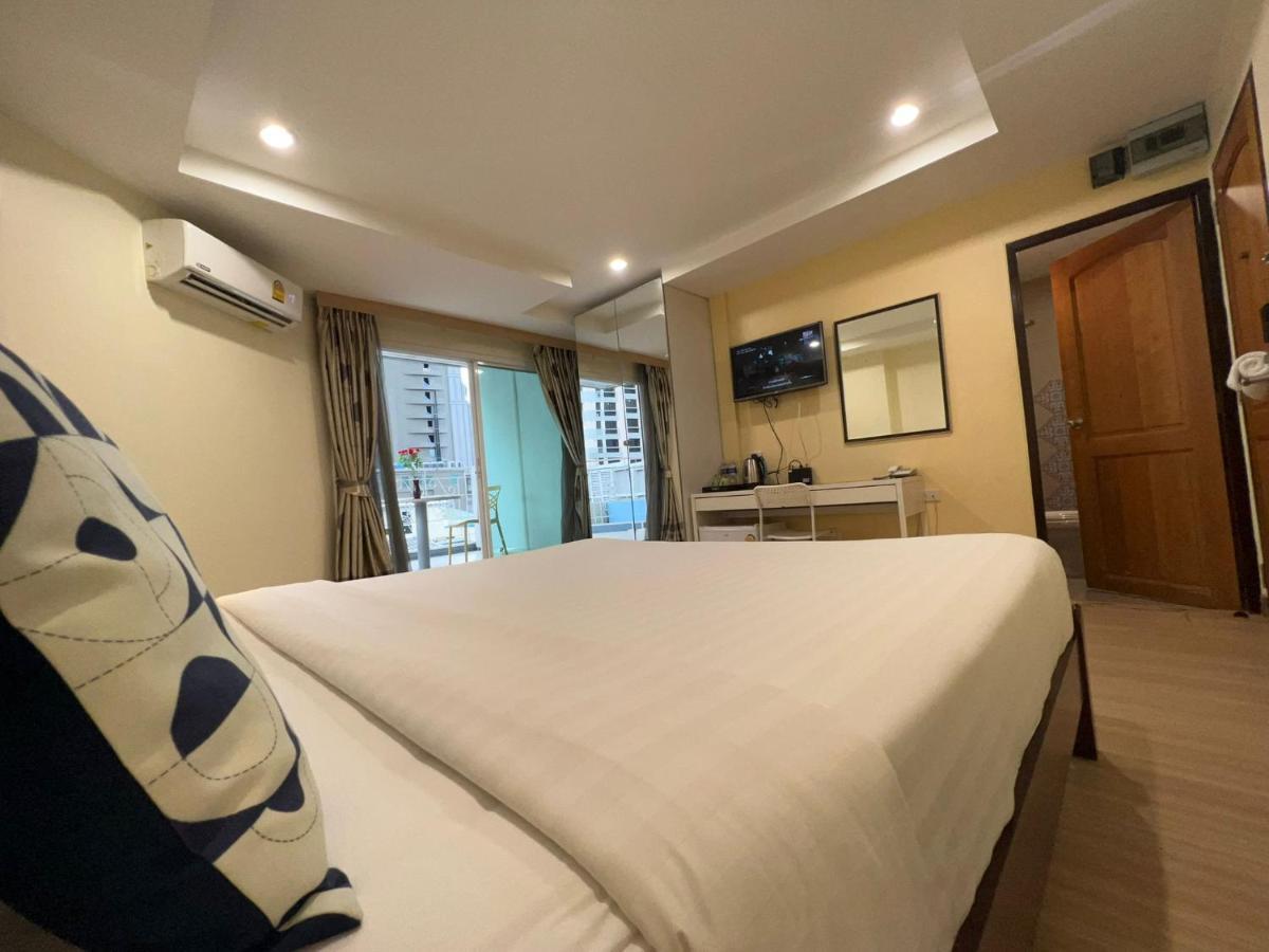 V Check inn Sukhumvit 22 Bangkok Eksteriør bilde