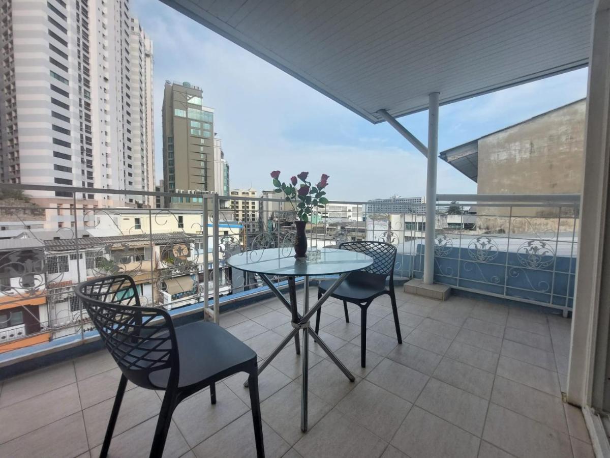 V Check inn Sukhumvit 22 Bangkok Eksteriør bilde