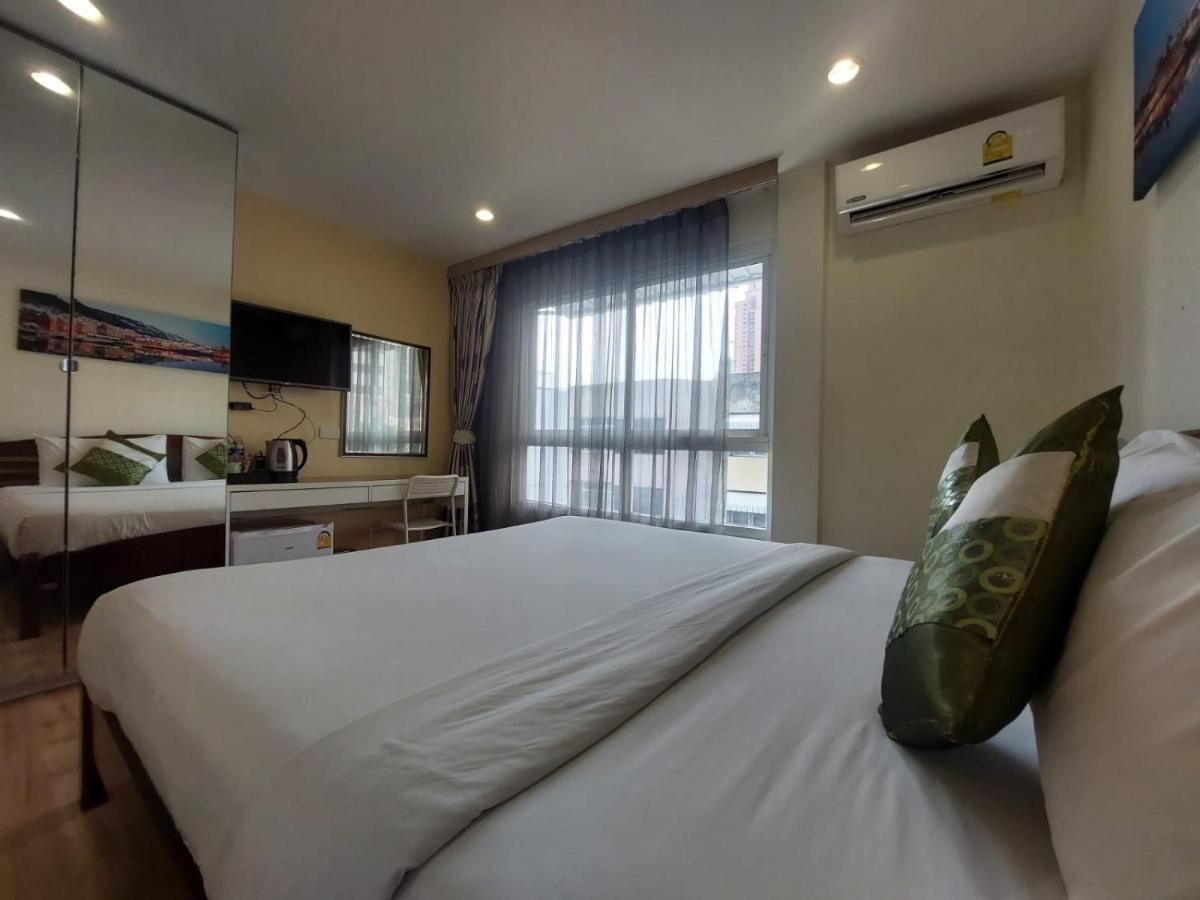 V Check inn Sukhumvit 22 Bangkok Eksteriør bilde