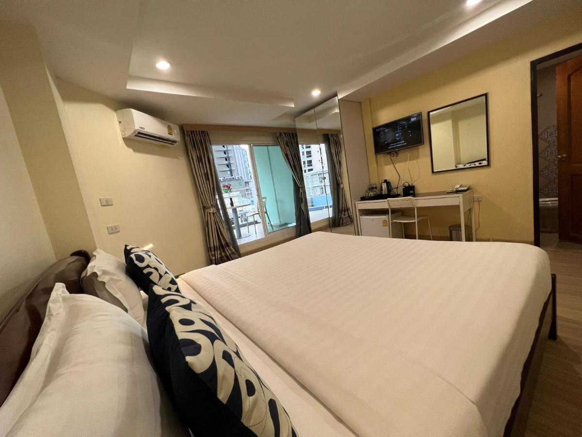 V Check inn Sukhumvit 22 Bangkok Eksteriør bilde