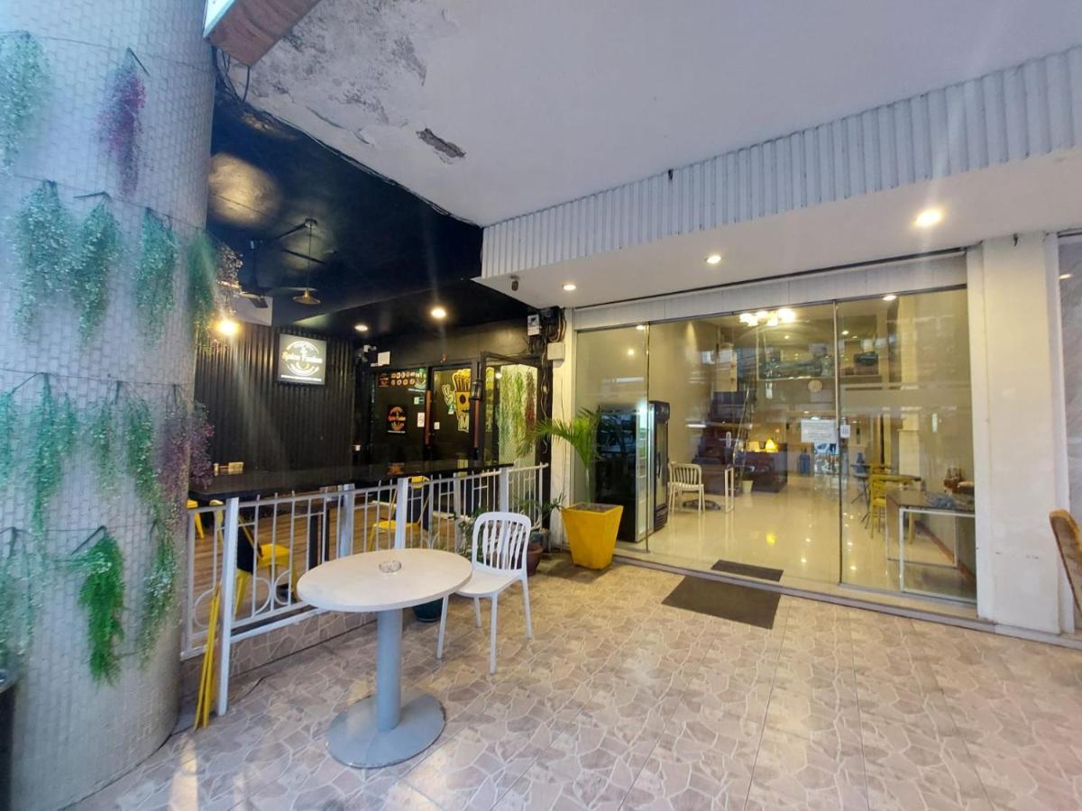V Check inn Sukhumvit 22 Bangkok Eksteriør bilde